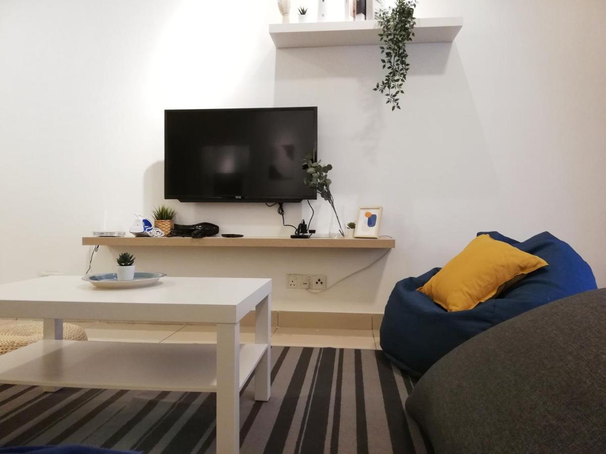 Subang City Residence, 8-9 Pax With Balcony, Walking Distance To Summit, 5Min To Sunway Subang Jaya Exterior photo