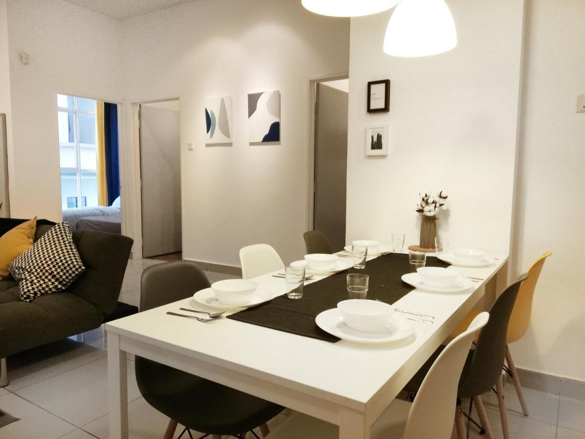 Subang City Residence, 8-9 Pax With Balcony, Walking Distance To Summit, 5Min To Sunway Subang Jaya Exterior photo
