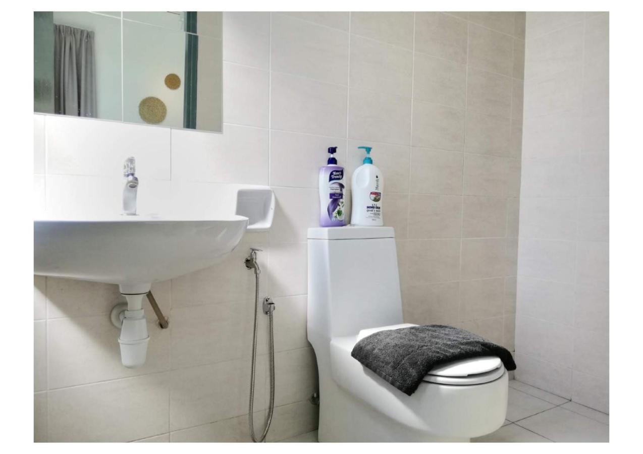 Subang City Residence, 8-9 Pax With Balcony, Walking Distance To Summit, 5Min To Sunway Subang Jaya Exterior photo